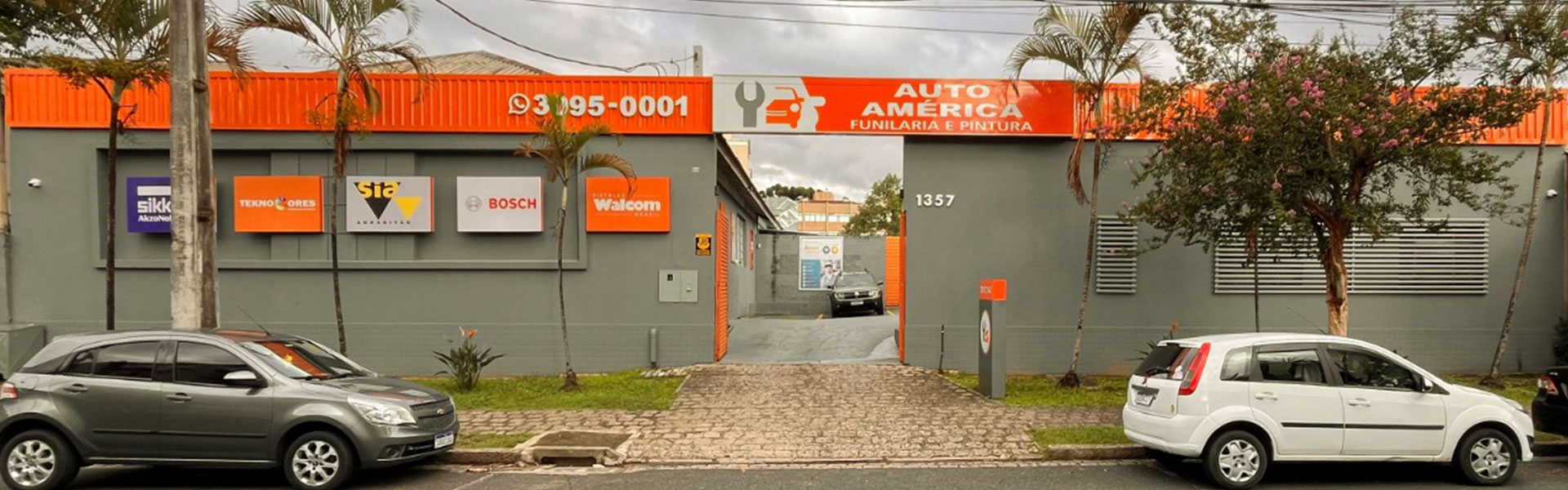 Fachada da Auto América Funilaria e Pintura - Alto da XV - Curitiba